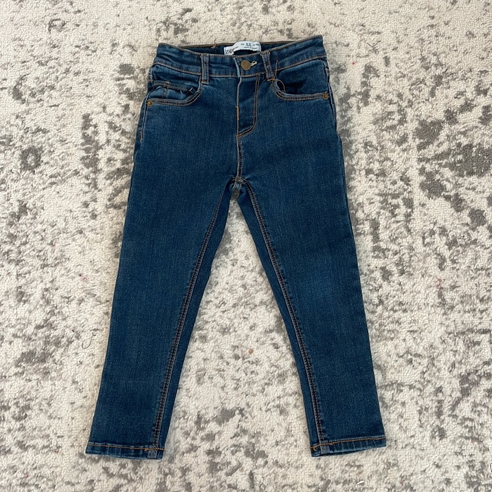 Zara Baby jeans (2 pair) - size 3-4 Toddler - Picture 4 of 7